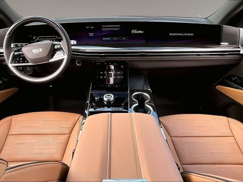 New 2026 Cadillac Escalade Luxury w/ Touring Package AWD/4WD image 5