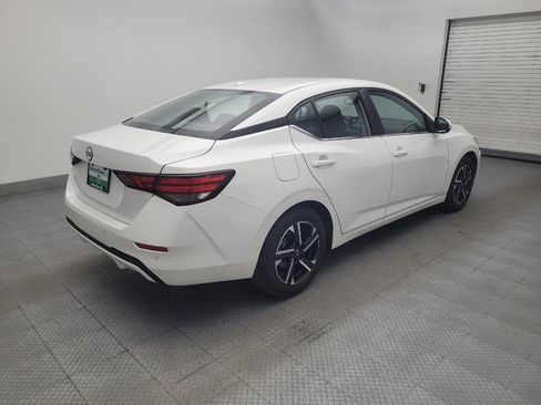 Used 2025 Nissan Sentra SV FWD image 10