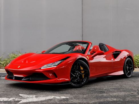 Used 2022 Ferrari F8 Tributo RWD image 49