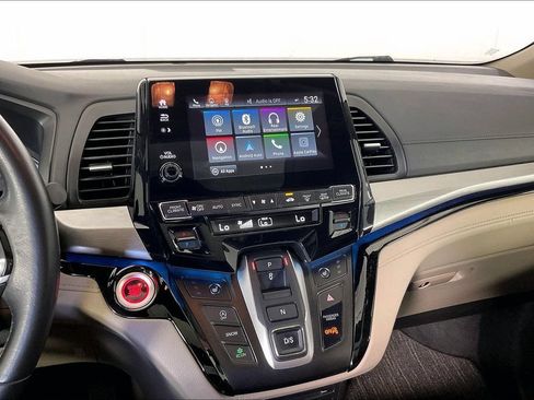 Used 2023 Honda Odyssey Touring image 9