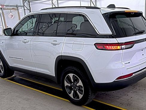 Certified 2023 Jeep Grand Cherokee 4WD 4xe w/ Luxury Tech Group II image 19