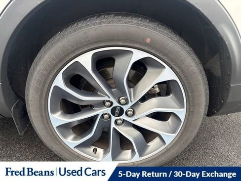 Used 2023 Lincoln Nautilus Reserve w/ Equipment Group 201A AWD/4WD image 10