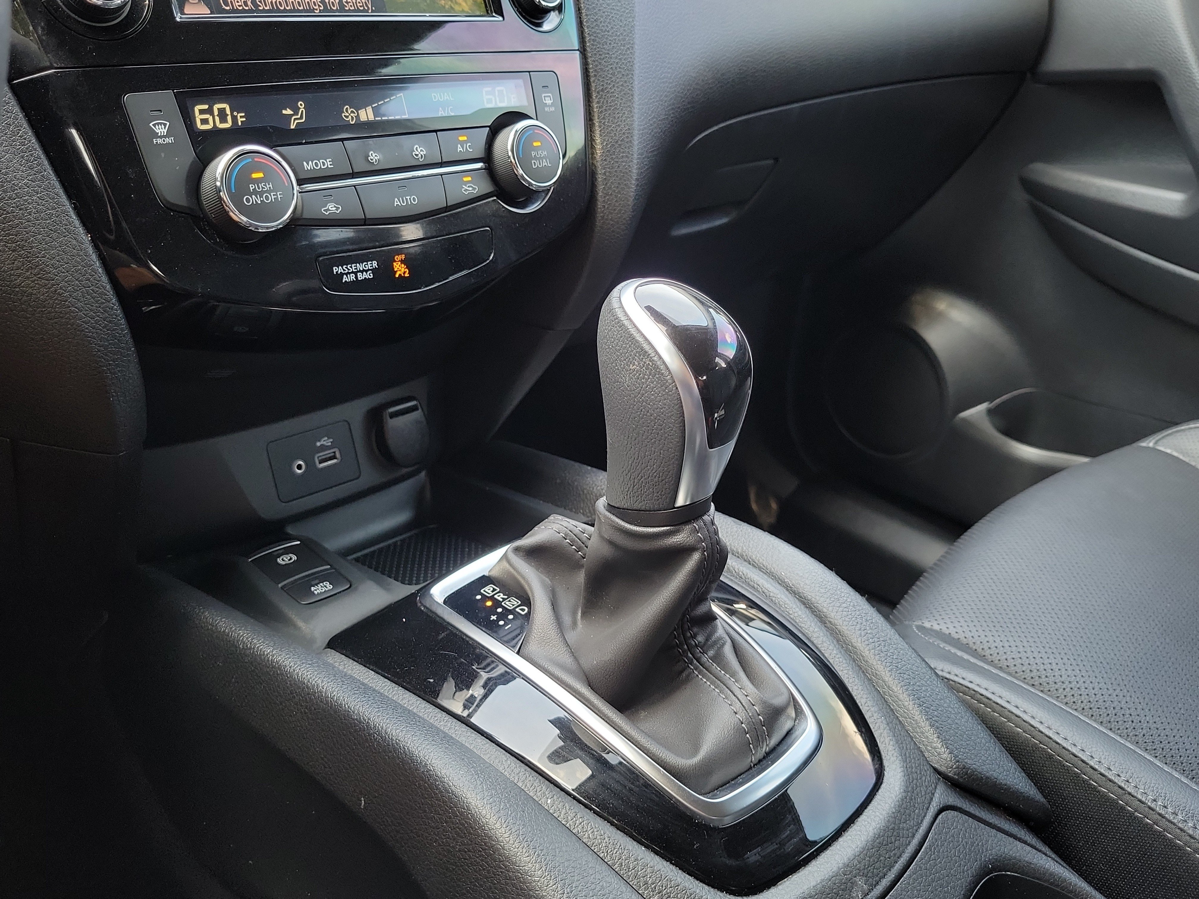 Used 2022 Nissan Rogue Sport SL w/ Premium Package AWD/4WD image 27