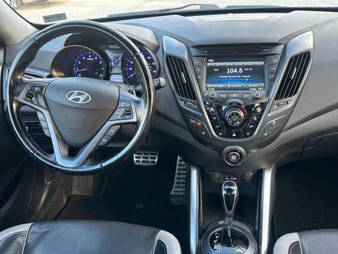 Used 2013 Hyundai Veloster Turbo image 13