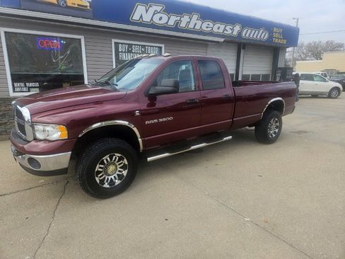 Used 2003 Dodge Ram 3500 Truck SLT image 2