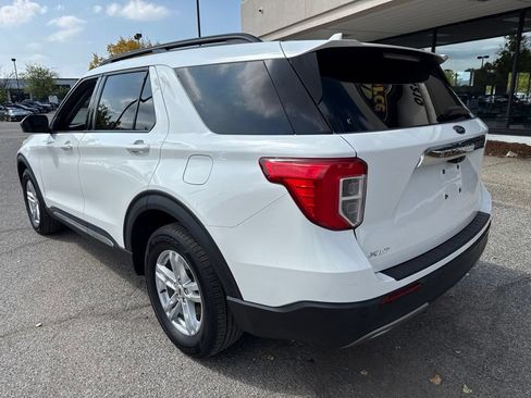 Used 2023 Ford Explorer XLT w/ Equipment Group 202A RWD image 10