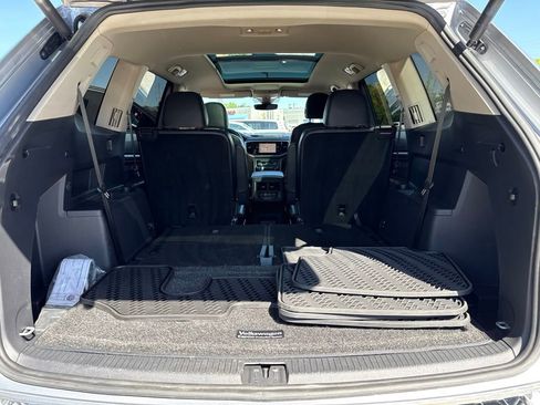Used 2021 Volkswagen Atlas SEL Premium AWD/4WD image 24
