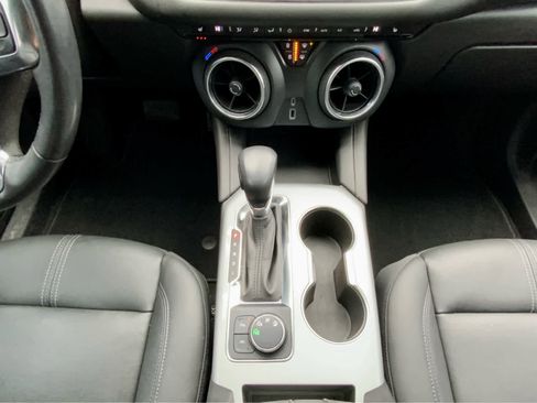 Used 2022 Chevrolet Blazer LT image 45