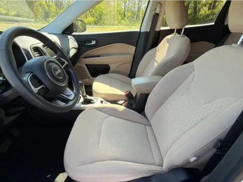 Used 2018 Jeep Compass Sport FWD image 7