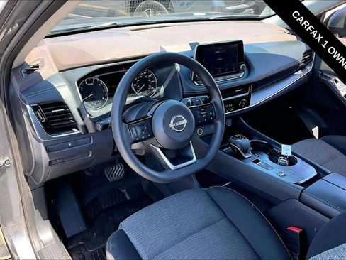 Used 2023 Nissan Rogue SV FWD image 6