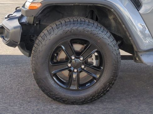 Used 2021 Jeep Wrangler Unlimited Sahara image 27