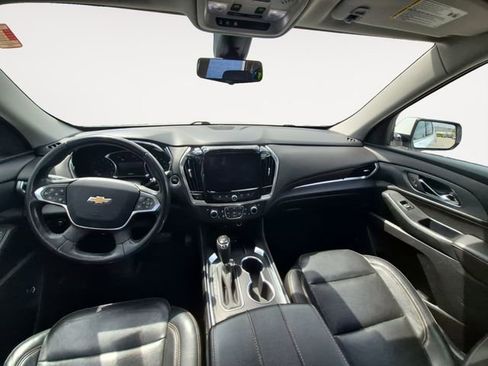 Used 2019 Chevrolet Traverse Premier w/ Driver Confidence II Package FWD image 10