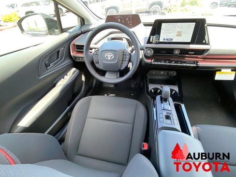 New 2026 Toyota Prius Plug-In Hybrid FWD image 24