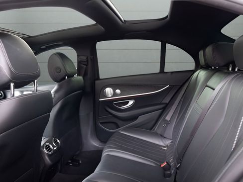 Used 2020 Mercedes-Benz E 350 Sedan image 59