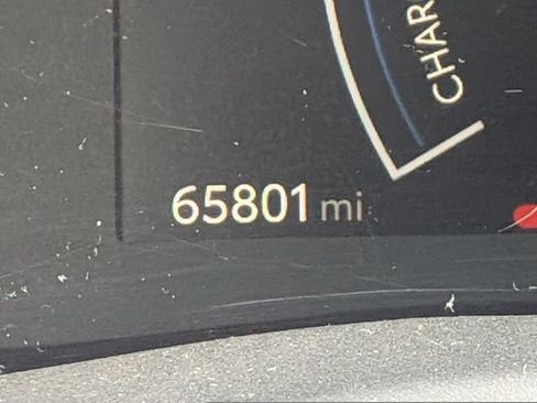 Used 2025 Toyota Camry SE FWD image 30