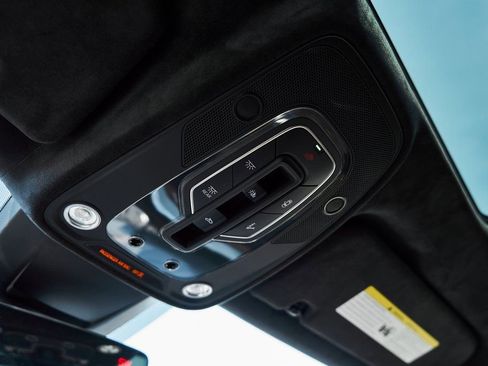 Used 2023 Lamborghini Urus S image 92