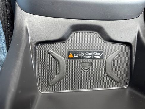 Used 2021 Chevrolet Colorado ZR2 image 21