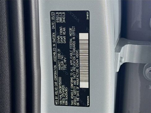 Certified 2024 Volvo XC90 B5 Core w/ Protection Package Premier image 33