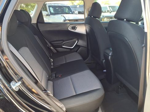 Used 2022 Kia Soul LX w/ Technology Package FWD image 14