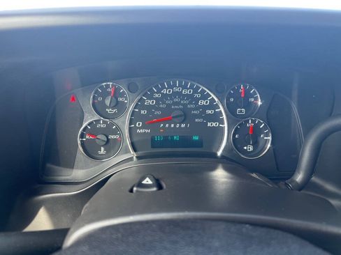 Used 2016 Chevrolet Express 3500 LS RWD image 16