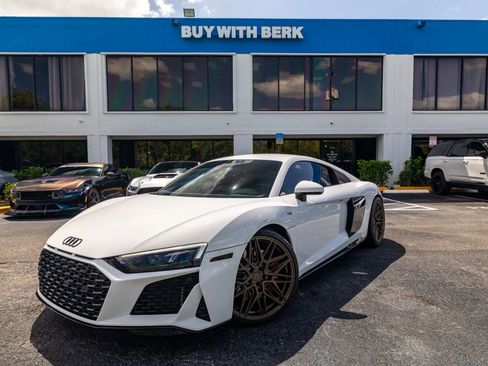 Used 2023 Audi R8 V10 performance image 1