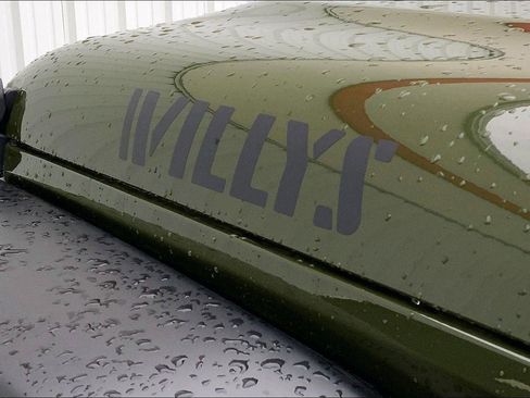 Used 2021 Jeep Wrangler Willys image 6