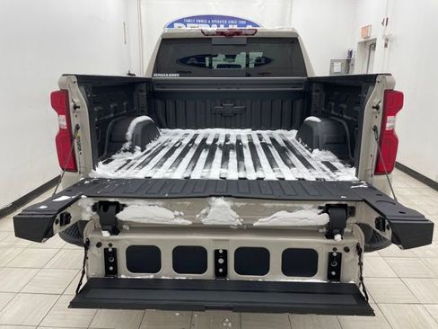 New 2026 Chevrolet Silverado 1500 ZR2 image 14