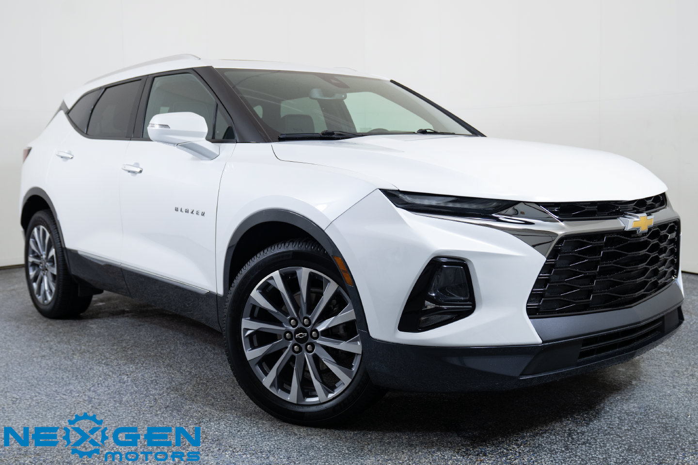 Used 2022 Chevrolet Blazer Premier w/ Enhanced Convenience Package AWD/4WD image 1
