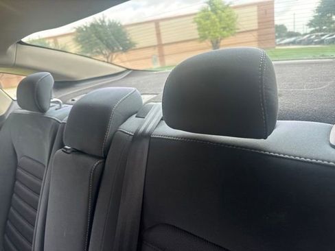 Used 2018 Ford Fusion SE FWD image 7