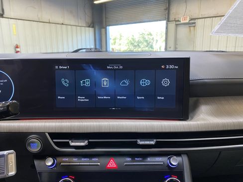 Used 2025 Hyundai Sonata Limited image 39