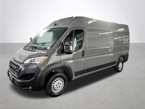 New 2026 RAM ProMaster 2500 w/ Premium Convenience Group FWD image 2