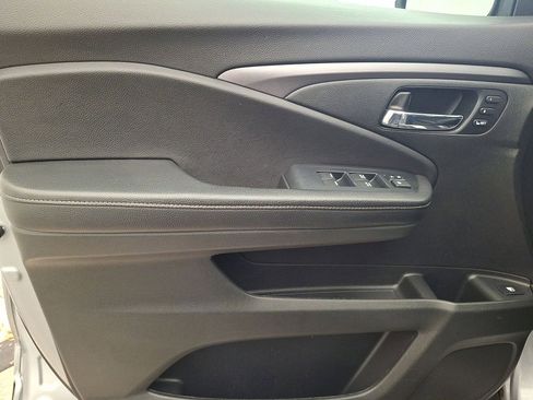 Used 2023 Honda Ridgeline RTL image 10