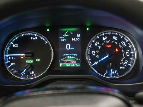 Used 2020 Toyota RAV4 XLE image 24