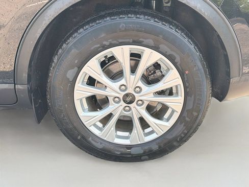 Used 2025 Ford Escape Active FWD image 33