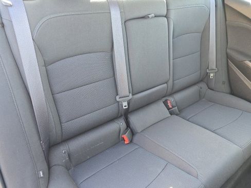 Used 2017 Chevrolet Cruze LT w/ Convenience Package image 14