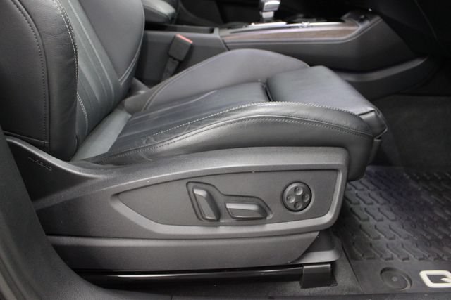 Used 2023 Audi Q5 2.0T Premium Plus w/ Premium Plus Package AWD/4WD image 61