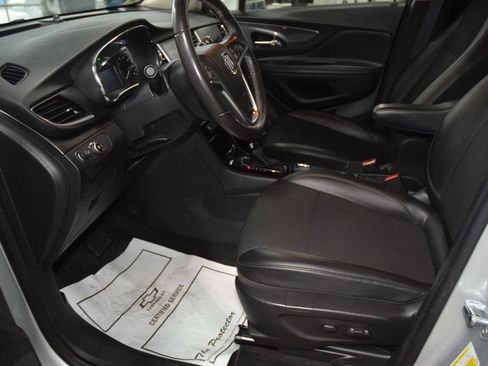 Used 2021 Buick Encore Preferred w/ Safety Package AWD/4WD image 35
