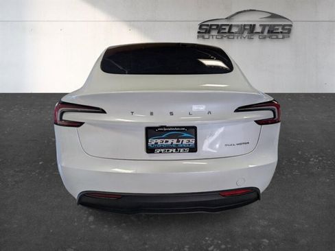 Used 2025 Tesla Model 3 Long Range AWD/4WD image 9