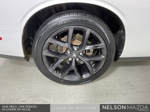 Used 2021 Dodge Challenger SXT w/ Blacktop Package image 10