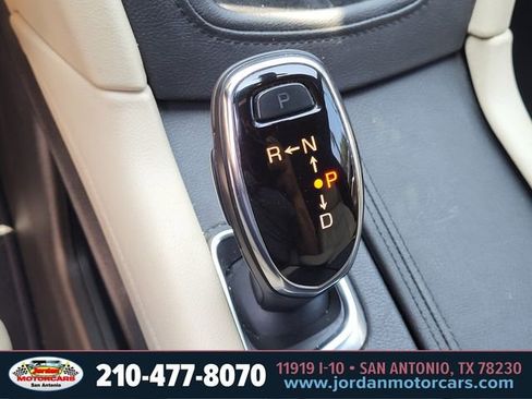 Used 2017 Cadillac XT5 Luxury w/ Driver Awareness Package FWD image 24