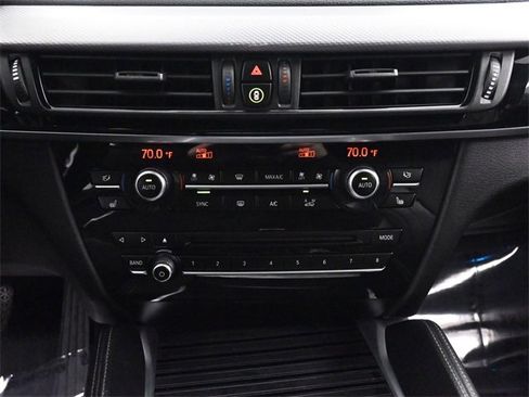 Used 2019 BMW X6 xDrive35i w/ M Sport Package image 37