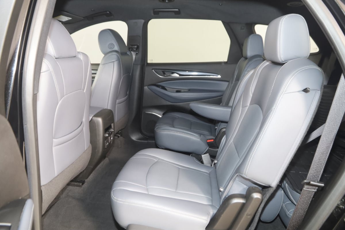 Used 2024 Buick Enclave Premium FWD image 40