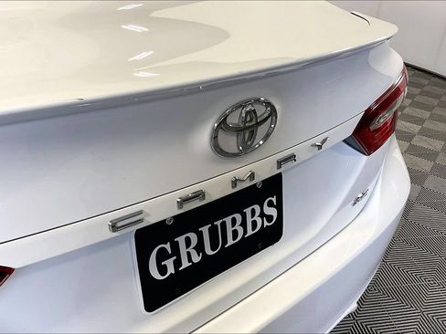 Used 2024 Toyota Camry SE FWD image 39