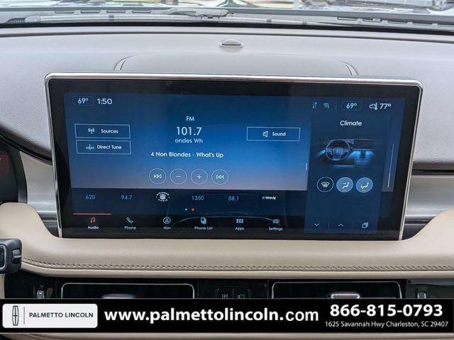 Certified 2022 Lincoln Nautilus FWD w/ Premium Package image 18