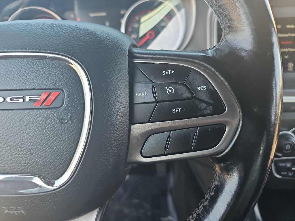 Used 2021 Dodge Charger SXT w/ Leather Interior Group RWD image 17