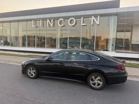 Used 2021 Hyundai Sonata SE FWD image 9