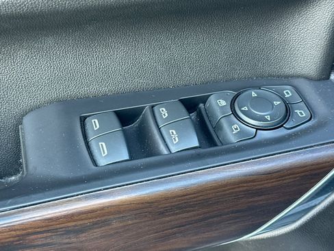 Used 2020 GMC Sierra 1500 SLT w/ SLT Premium Plus Package image 12