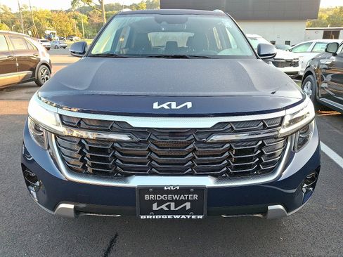 New 2026 Kia Seltos EX image 2