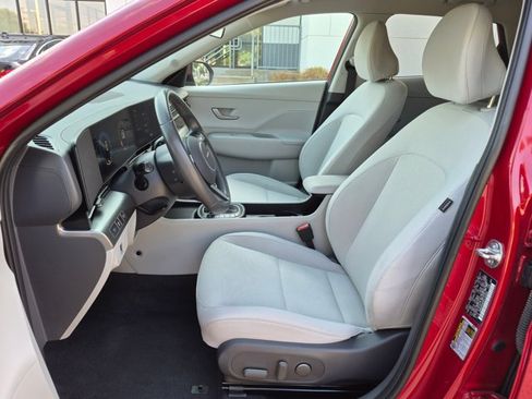Used 2024 Hyundai Kona SEL FWD image 15