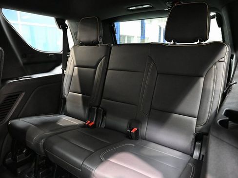 Used 2021 GMC Yukon SLT w/ SLT Luxury Plus Package image 12